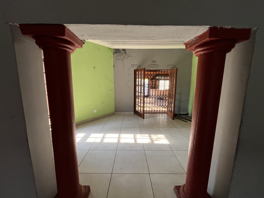3 Bedroom Property for Sale in Geelhoutpark North West